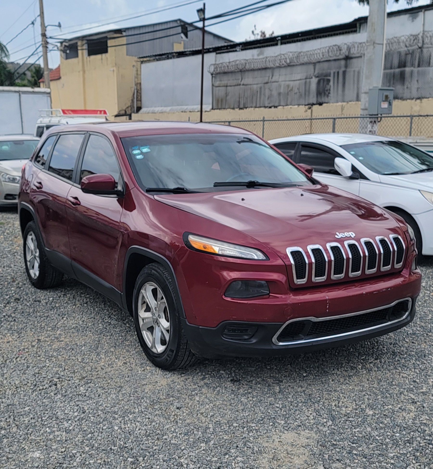 jeepetas y camionetas - JEEP GRAND CHEROKEE SPORT 2014 0