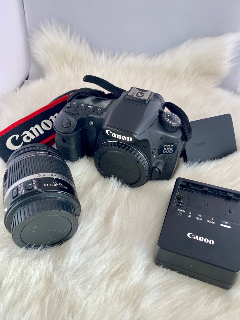camaras y audio - Canon 60D Pantalla Desplegable Graba Full HD Entrada de Micrófono