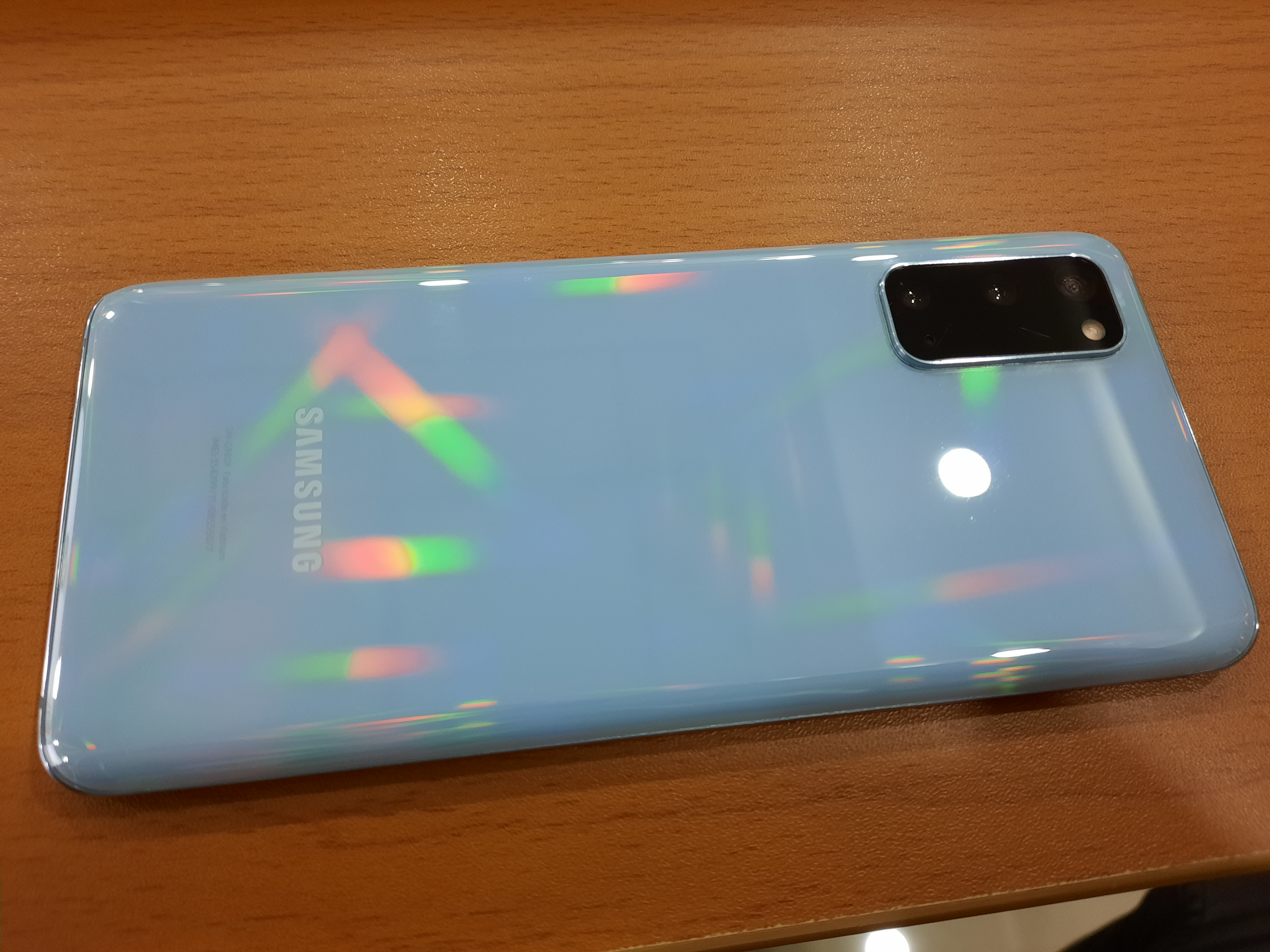 celulares y tabletas - Samsung Galaxy S20
