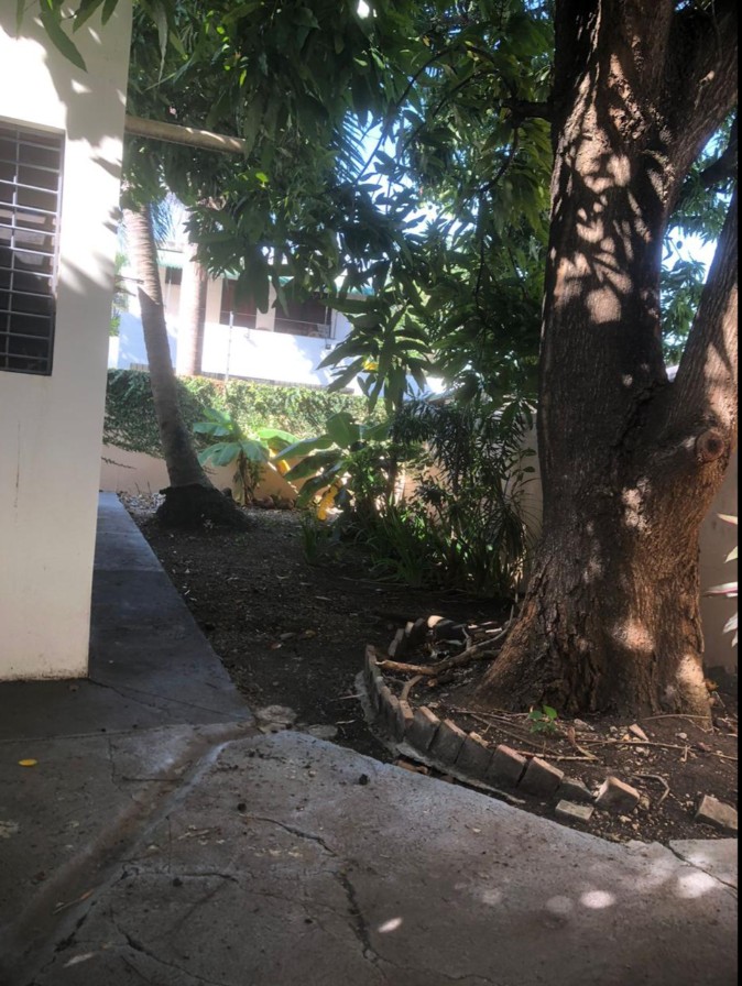 casas - Casa de 2 niveles en Venta en Santiago 3