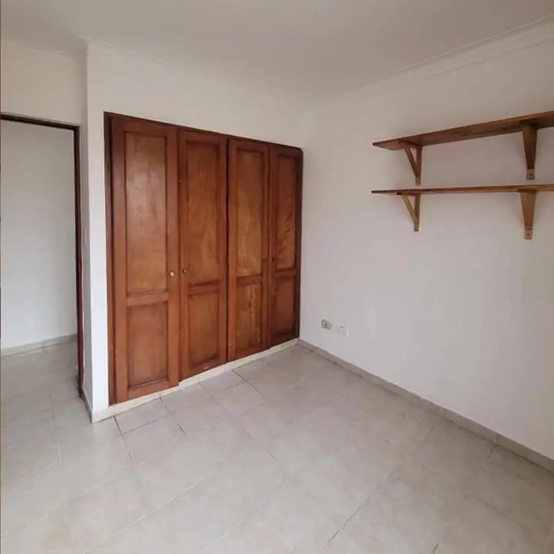 apartamentos - Vendo apartamento  tipo C. AV. Rep. De Colombia  5