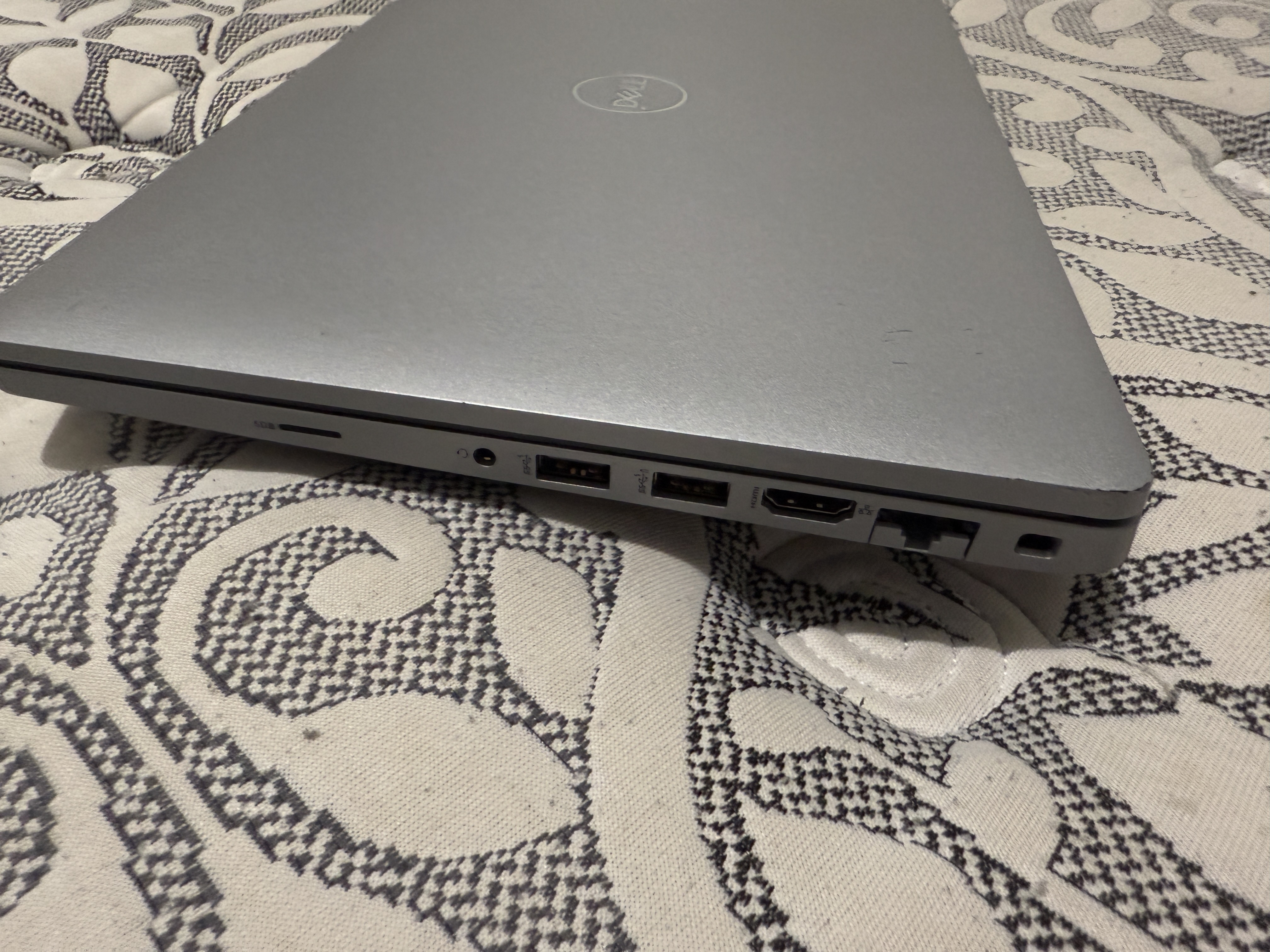 computadoras y laptops - Laptop Dell latitude 5430 i5 12th generación 16GB ram 256gb SSD  4