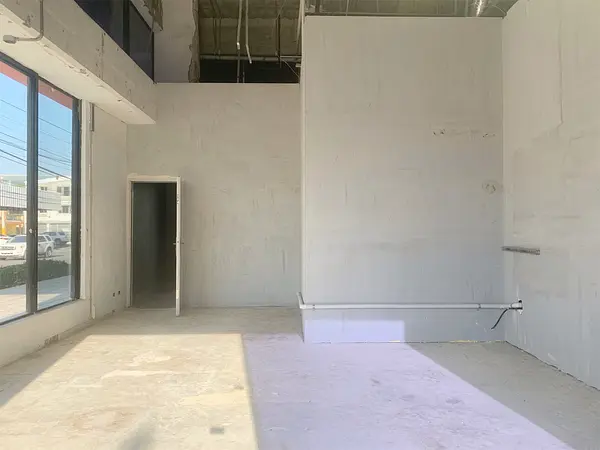 oficinas y locales comerciales - Local de oportunidad amplió 5