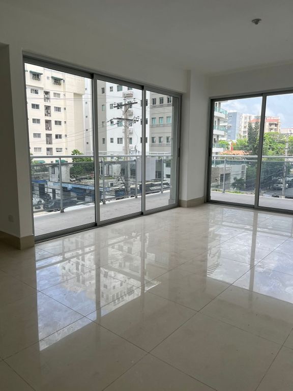 apartamentos - Apto a estrenar en Evaristo Morales 0