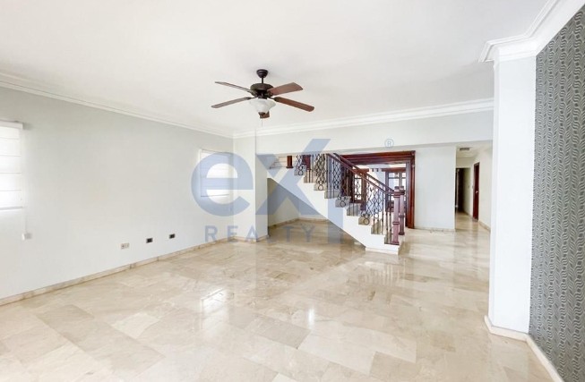 penthouses - Se alquila penthouse clásico en Paraíso con dos terrazas 7