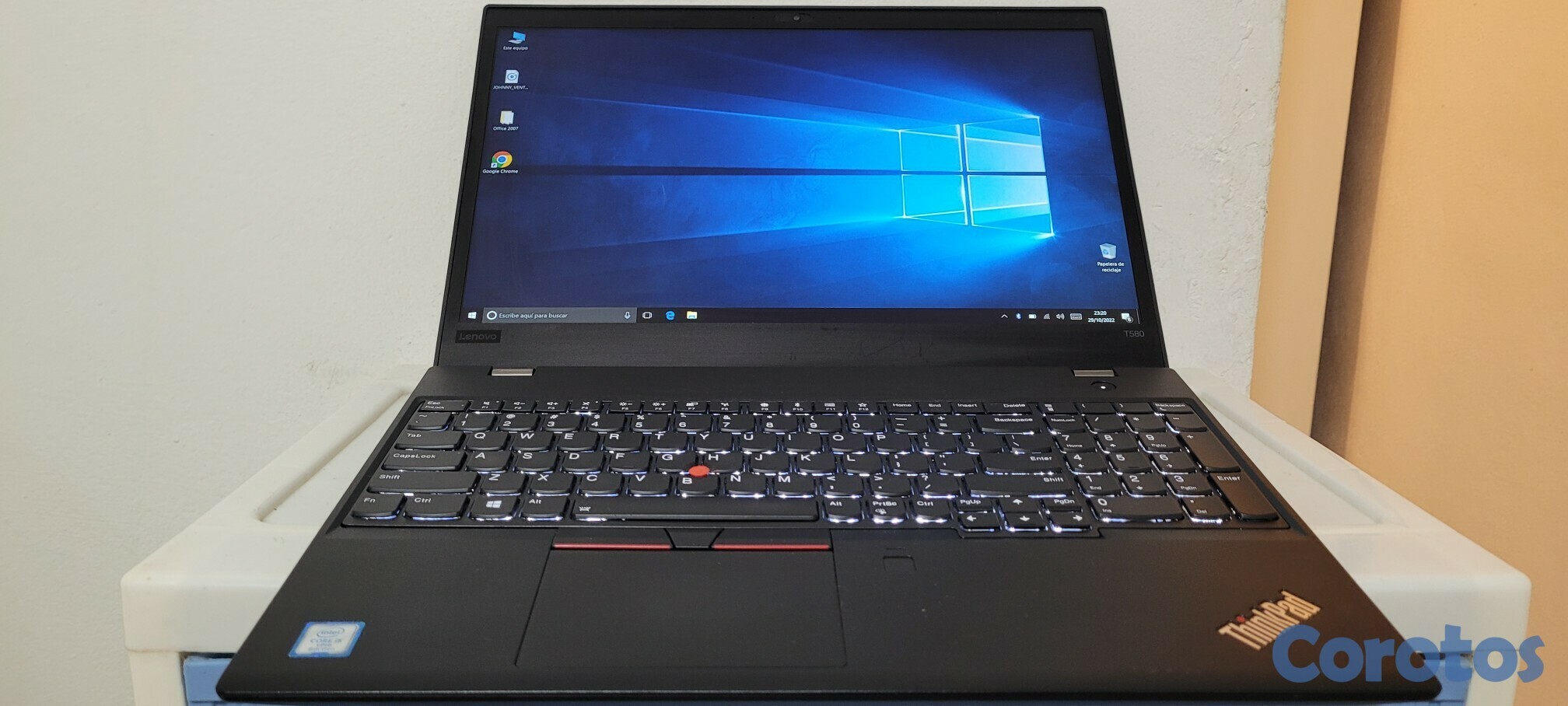 computadoras y laptops - Lenovo Touch T580 17 Pulg Core i5 8th Gen Ram 16gb Disco 512gb Video 8gb 1