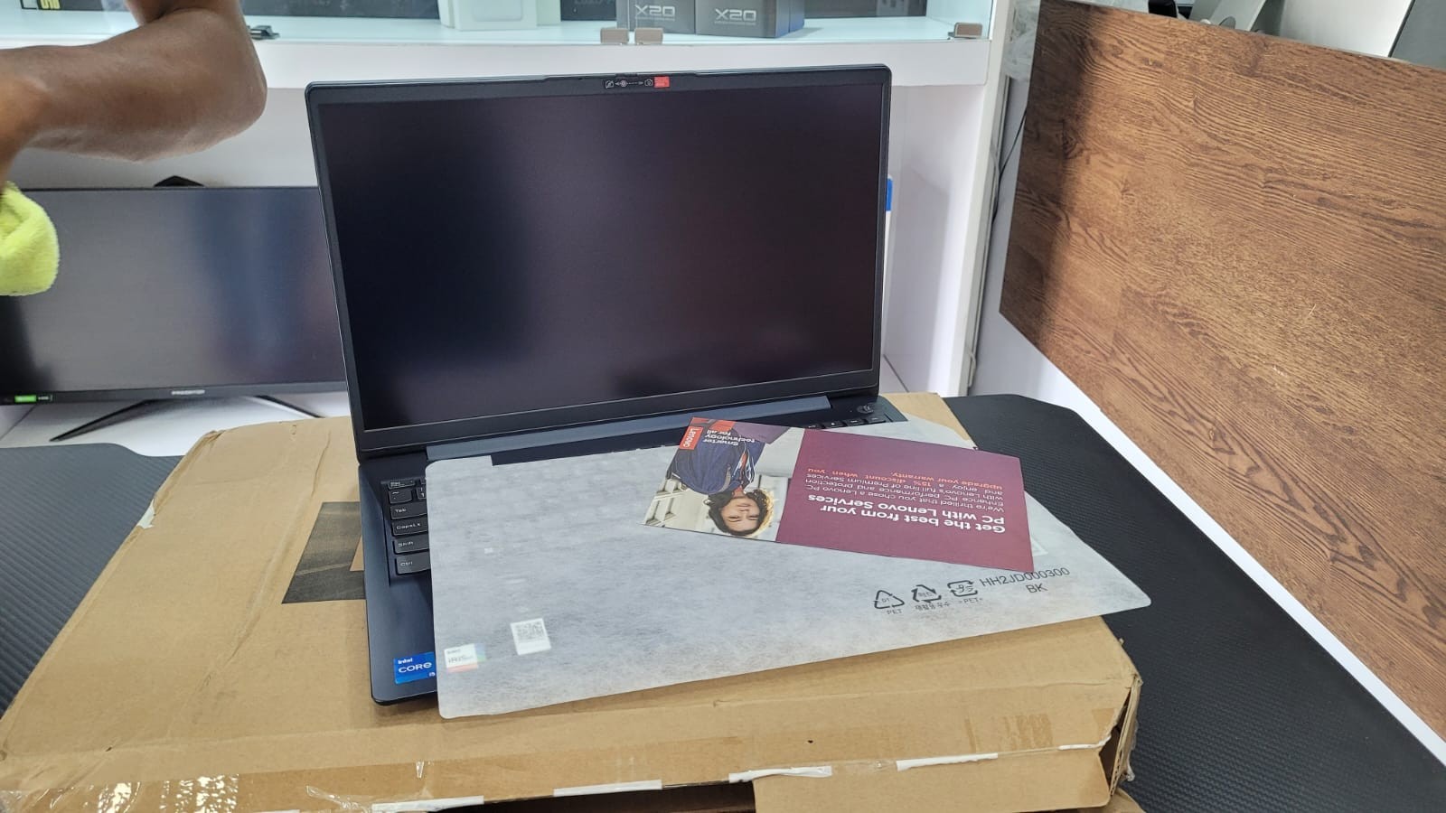 computadoras y laptops - LAPTOP LENOVO NOTEBOOK IDEAPAD 3 I5-123U 12GB 512SSD 1
