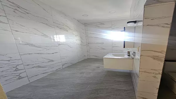 casas - VENDO CASA EN COLINAS DEL OESTE 4