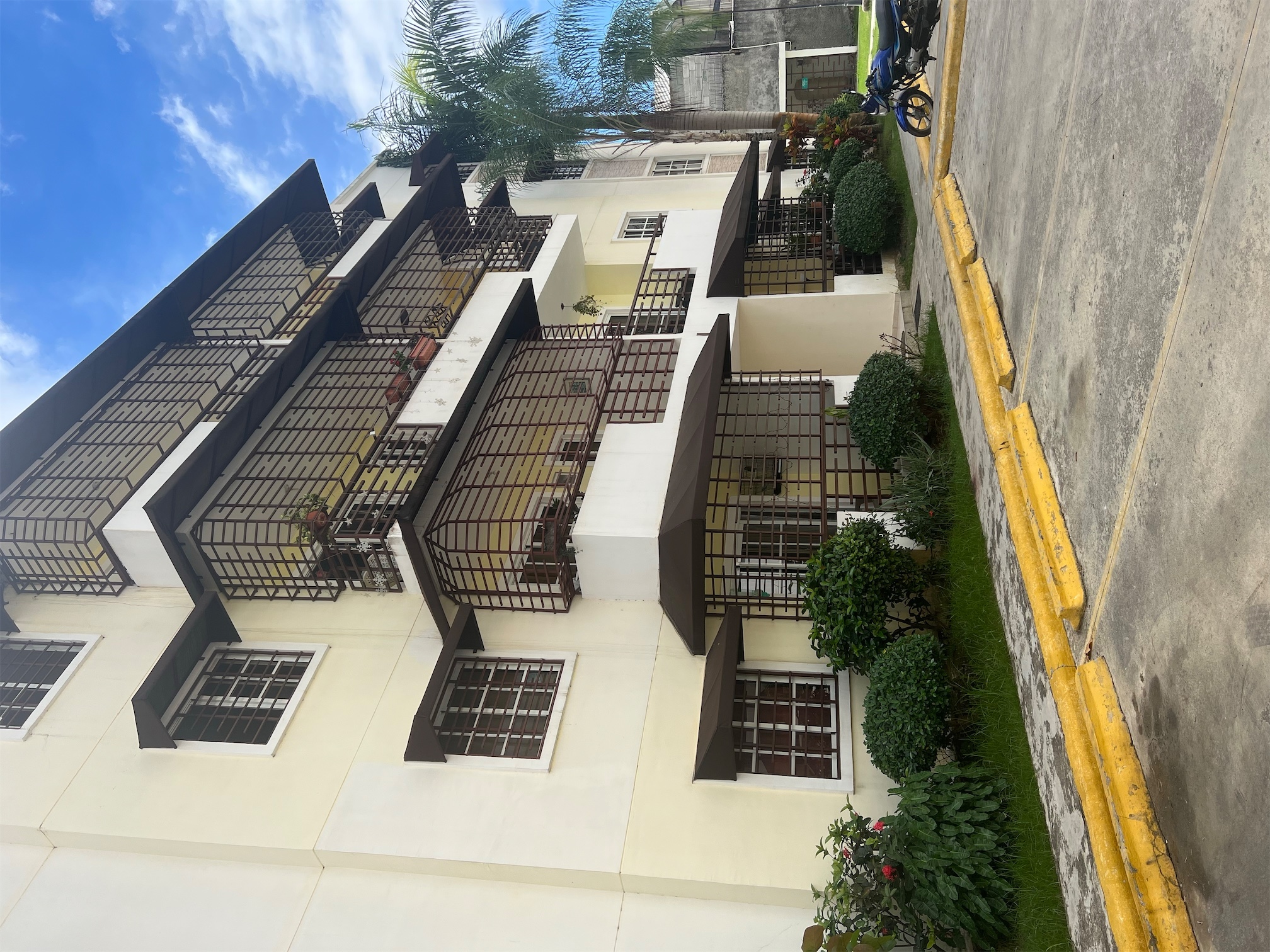 apartamentos - Se alquila apartamento en la autopista de san Isidro Santo Domingo este 