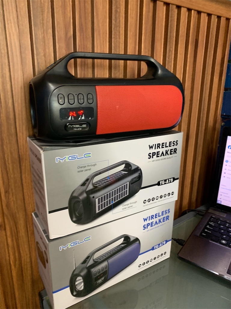otros electronicos - Linterna 🔦 con radio 📻 recargable  6
