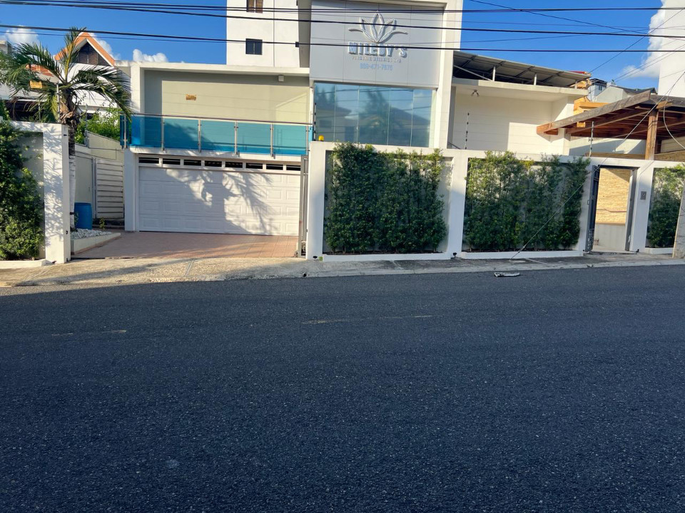 otros inmuebles - CASA COMERCIAL EN GURABO