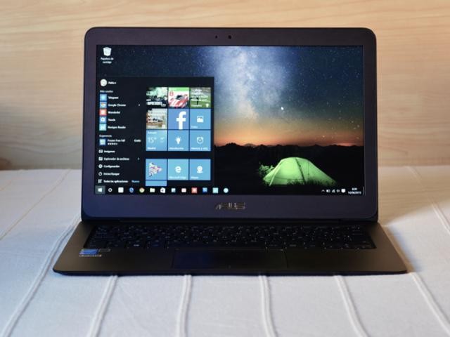 computadoras y laptops - Laptop Asus Zenbook UX305 - 13.3"  Core M 5Y10 2.0 GHz - 8GB - 256GB SSD - Win10