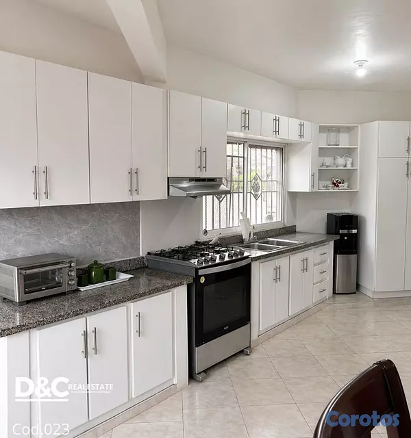 casas - CASA EN VENTA EN PUERTO PLATA  PARTE BAJA DE LA CI 1