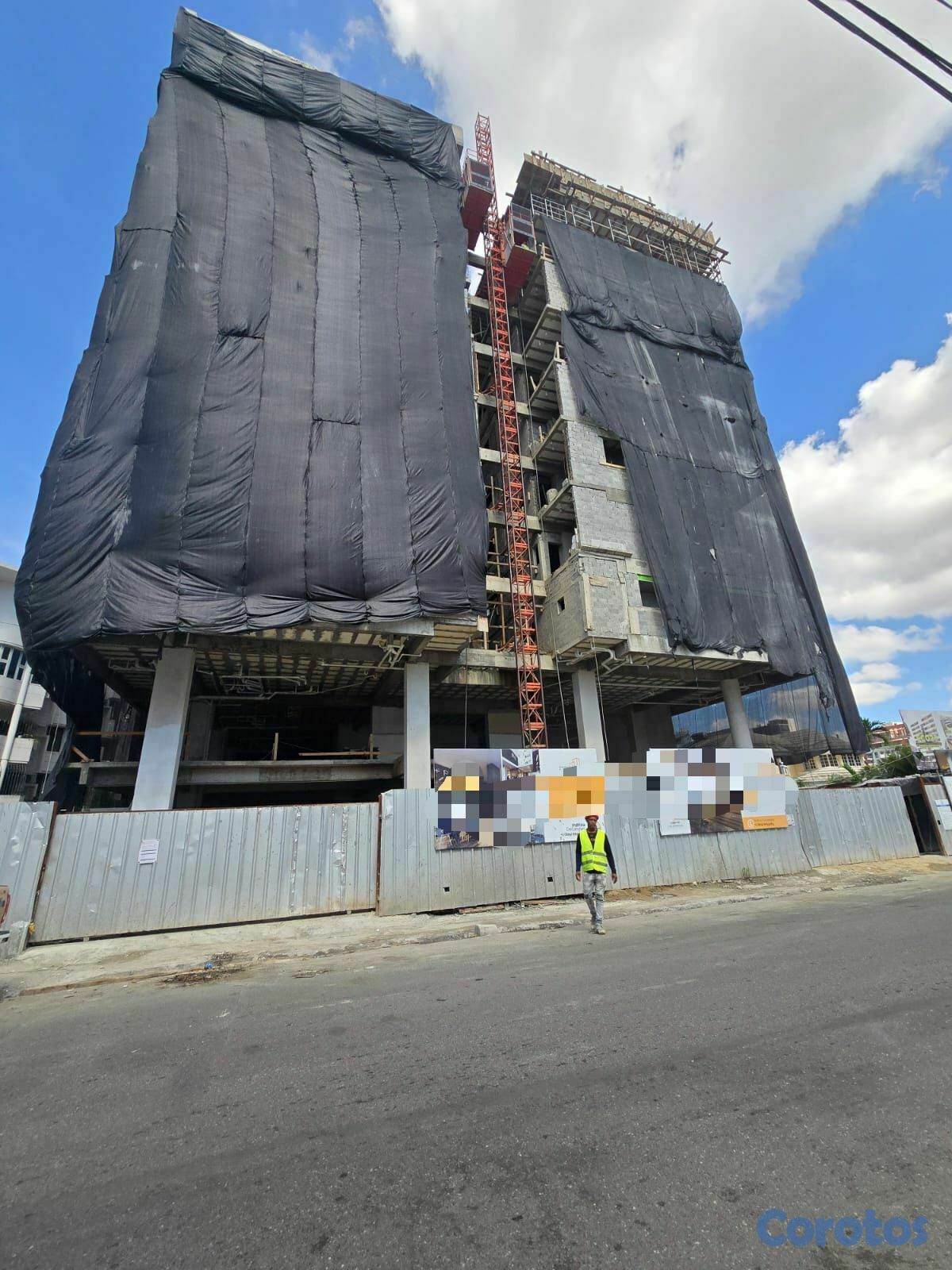 apartamentos - Apartamento en venta en Evaristo Morales 