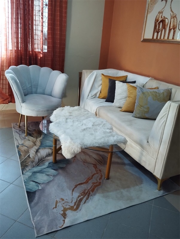 muebles y colchones - Sofá de 3 puesto, butaca, centro de mes y alfombras
