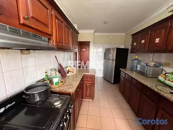 apartamentos - Venta de un apartamento amplio ubicado en Ensanche 12