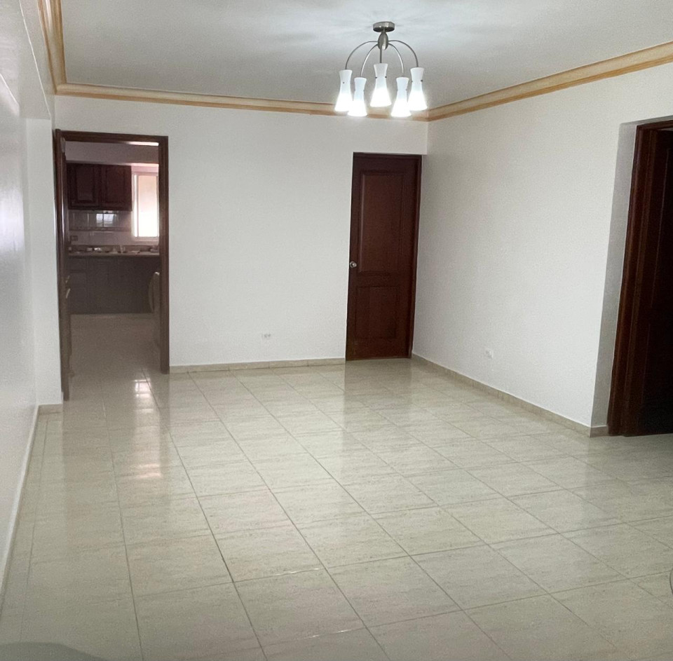 apartamentos - Apartamento en Venta en Evaristo Morales 3H, 3.5 B,2P, 4to Nivel 0