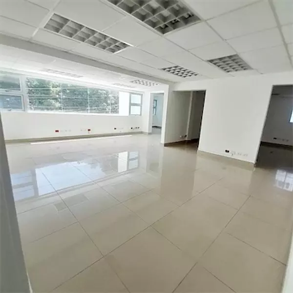 oficinas y locales comerciales - Local amplio en la Esperilla  8