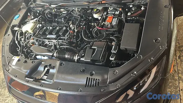 carros - Honda civic 2019 EX-T en perfectas condiciones 

Gomas nuevas 
Aire 10/10 
 14