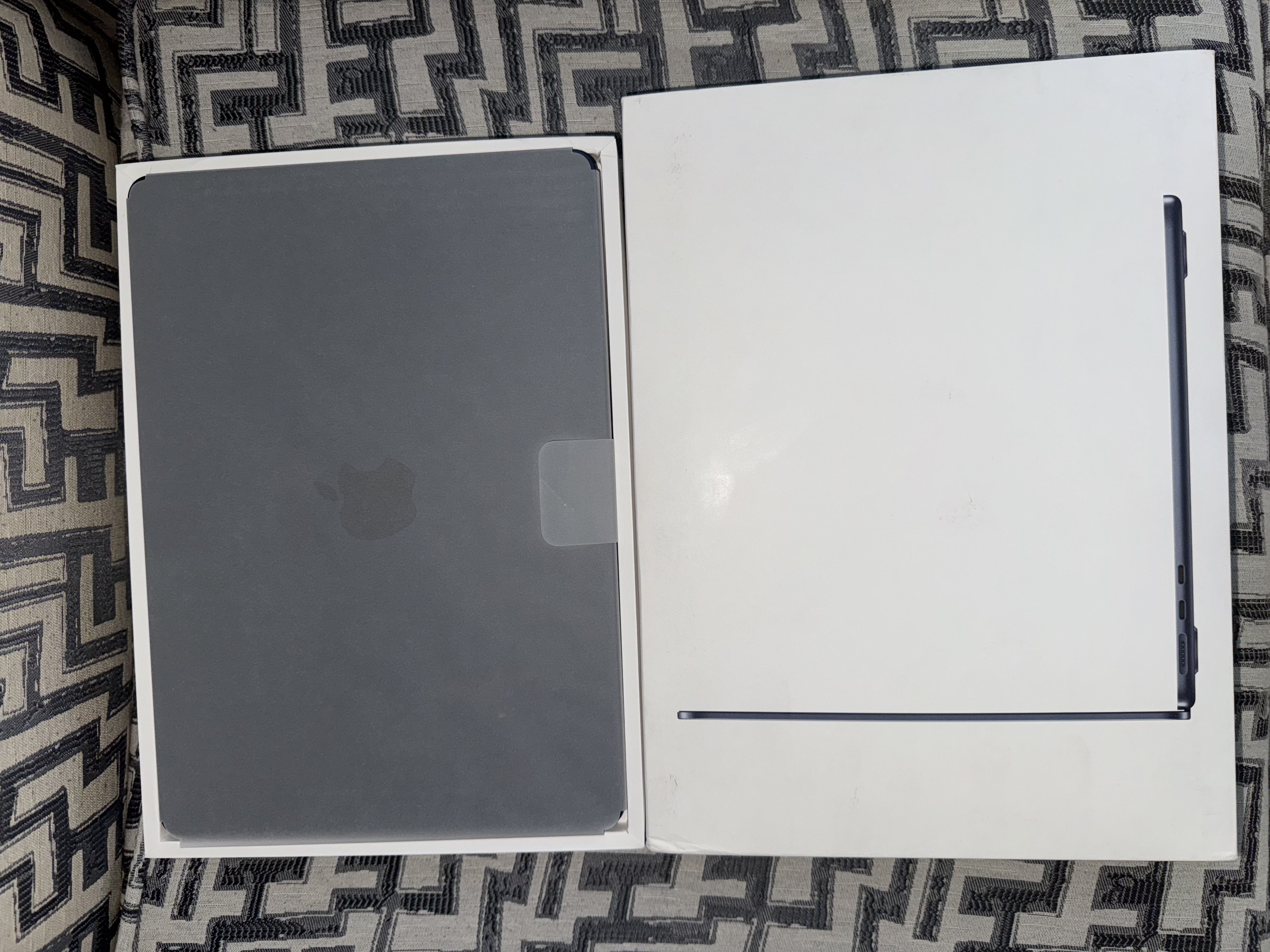 computadoras y laptops - MacBook Air m3 24/512 2024 de 13p