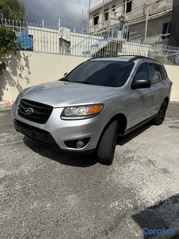jeepetas y camionetas - HYUNDAI SANTA FE 4x4 2012  3