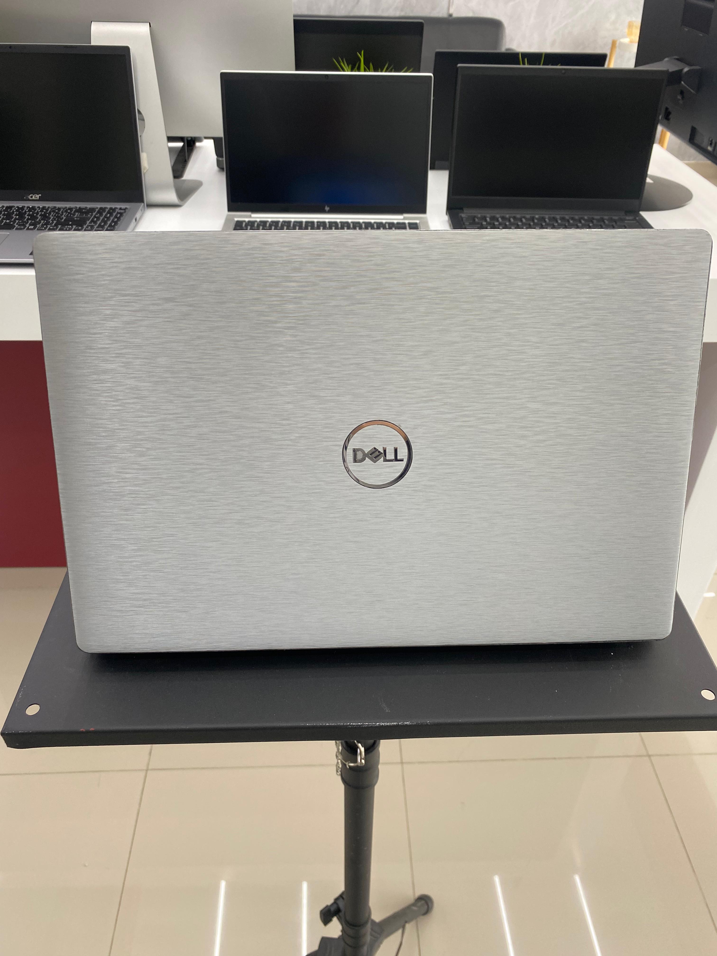 computadoras y laptops - Laptop Dell E5410 core i7 10ma Gen 14 pulgadas 16G 2