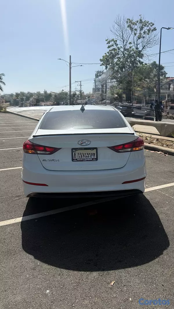 carros - Hyundai Elantra sel 2018 3