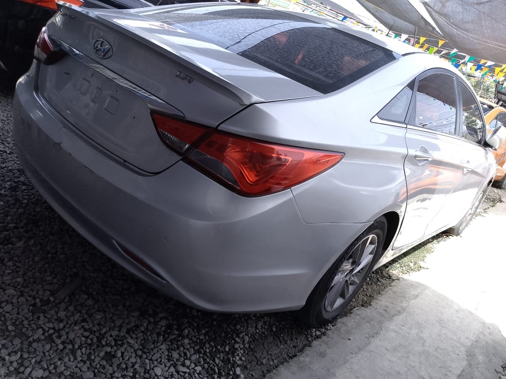 carros - HYUNDAI SONATA Y20 2016 GRISDESDE: RD$ 575,000 4