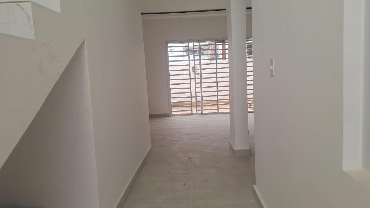 casas - Casa en renta en San Francisco de Macorís 3