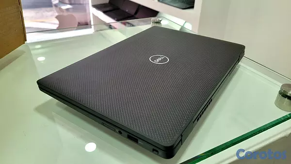 computadoras y laptops - Dell Touch 7310 13.3 Pulg Core i7 10th Gen Ram 8gb ddr4 Disco m2 1000gb Solido  3