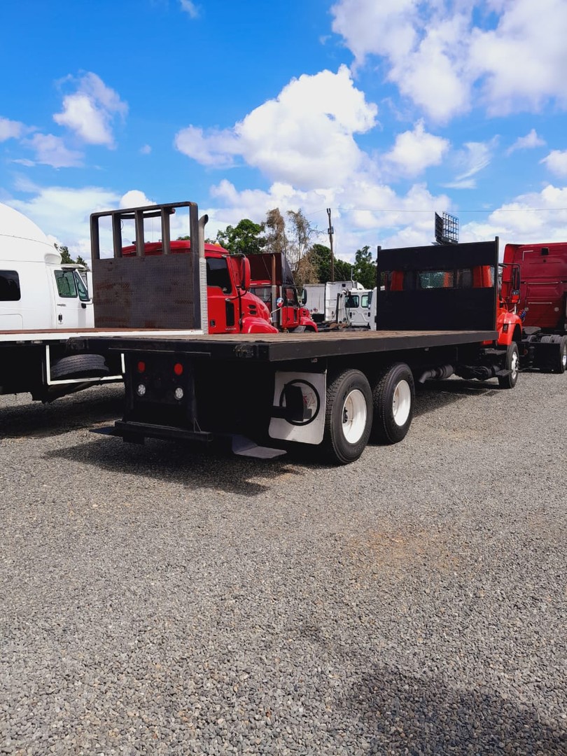 camiones y vehiculos pesados - INTERNATIONAL WORKSTAR 7400 año 2015 3