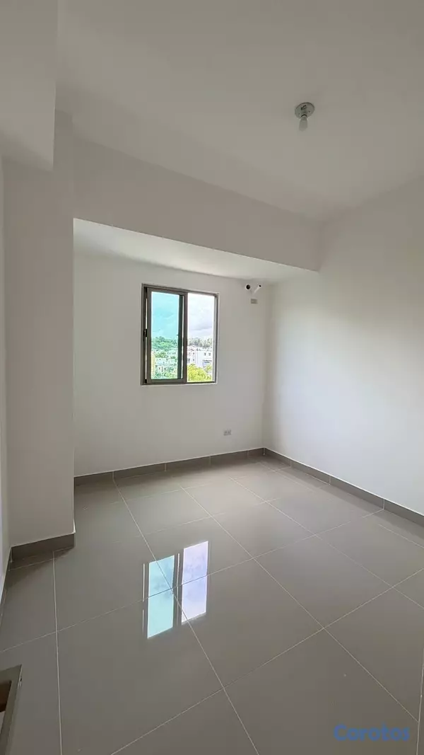 apartamentos - vendo independencia klm 7 y medio piso 4 dos habitaciones dos baños parqueo asc 3
