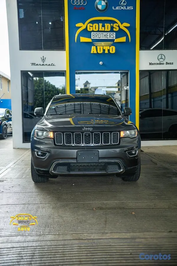 jeepetas y camionetas - Jeep Grand Cherokee Limited 4x4 2018 Clean Carfax 2