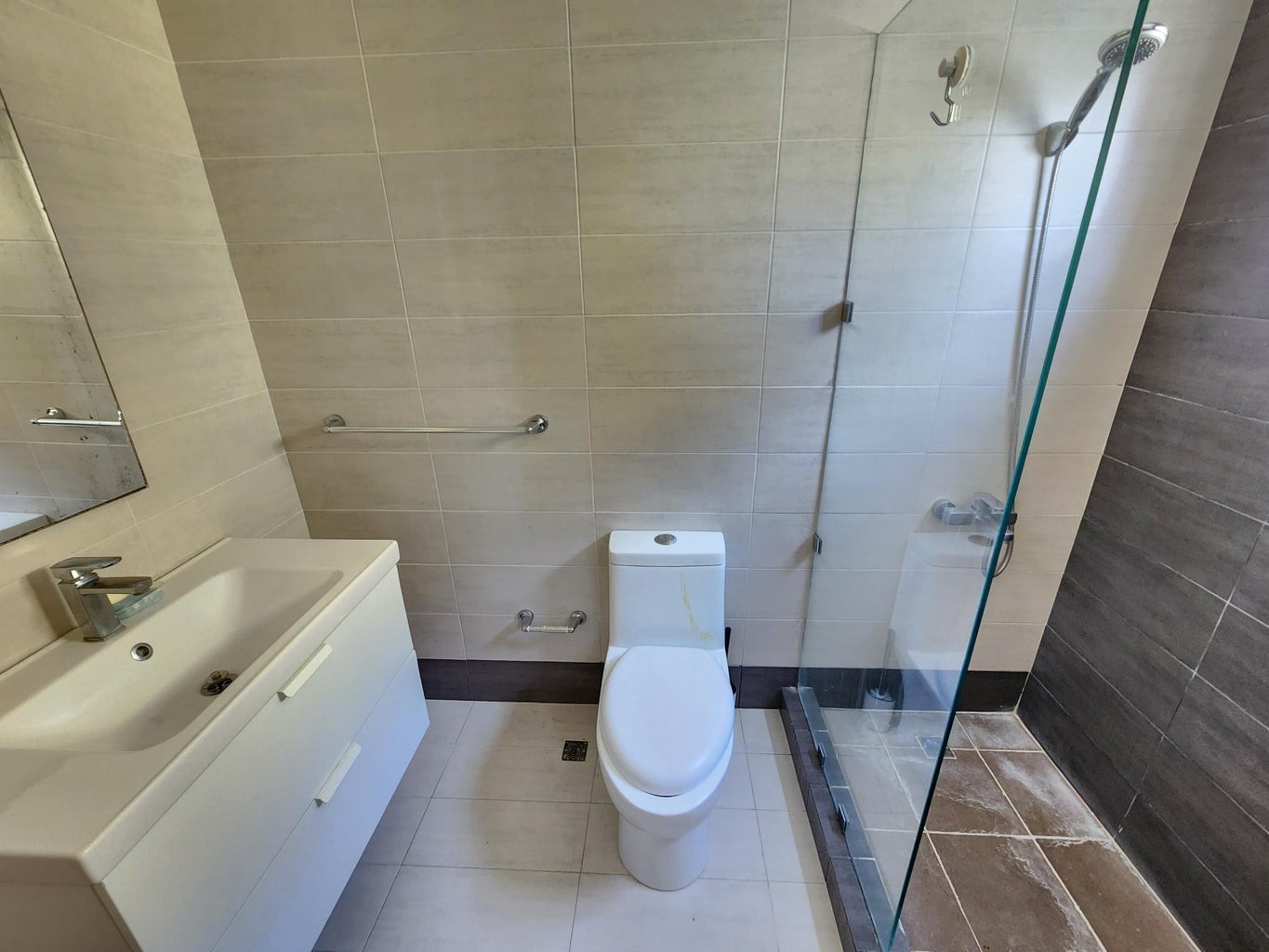 apartamentos - Alquiler de Amplio apartamento en zona Serralles  de dos habitaciones  5