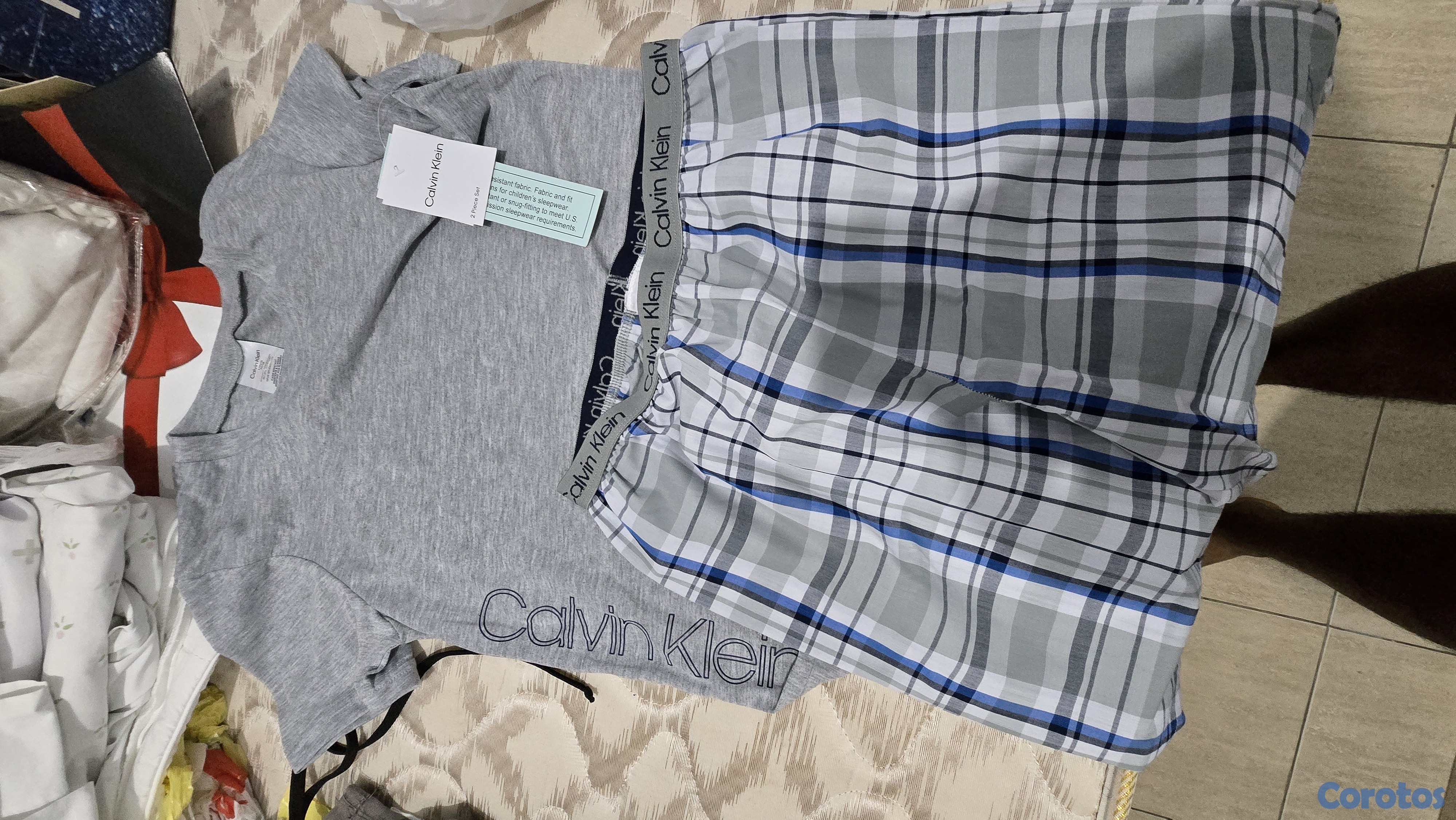 ropa para hombre - Vendo conjunto calvin Klein size 10/12 nuevo 1