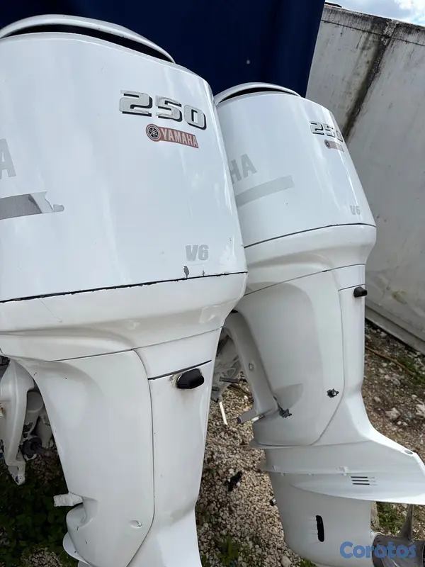 botes - LANCHA INTERMARINE AVANTI, AÑO 2008. MOTOR 250 YAM 10