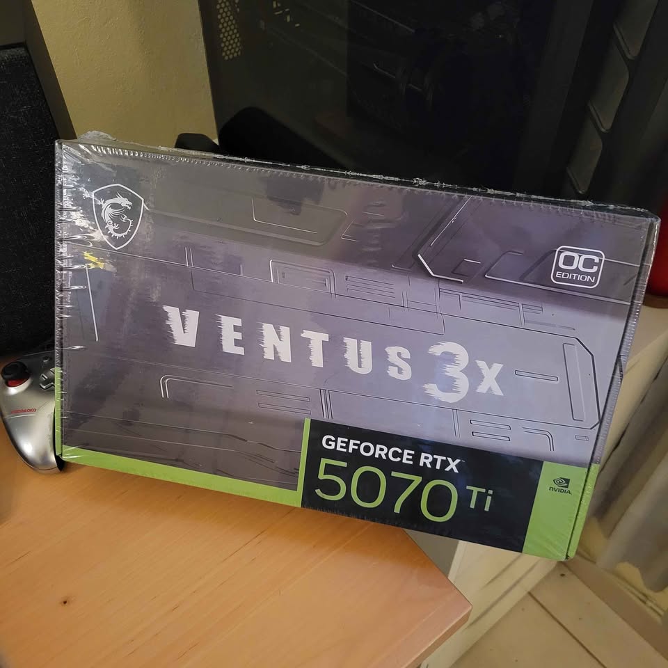 computadoras y laptops - NVIDIA, RTX 5070Ti VENTUS 3x OC 16GB, Videocard 0