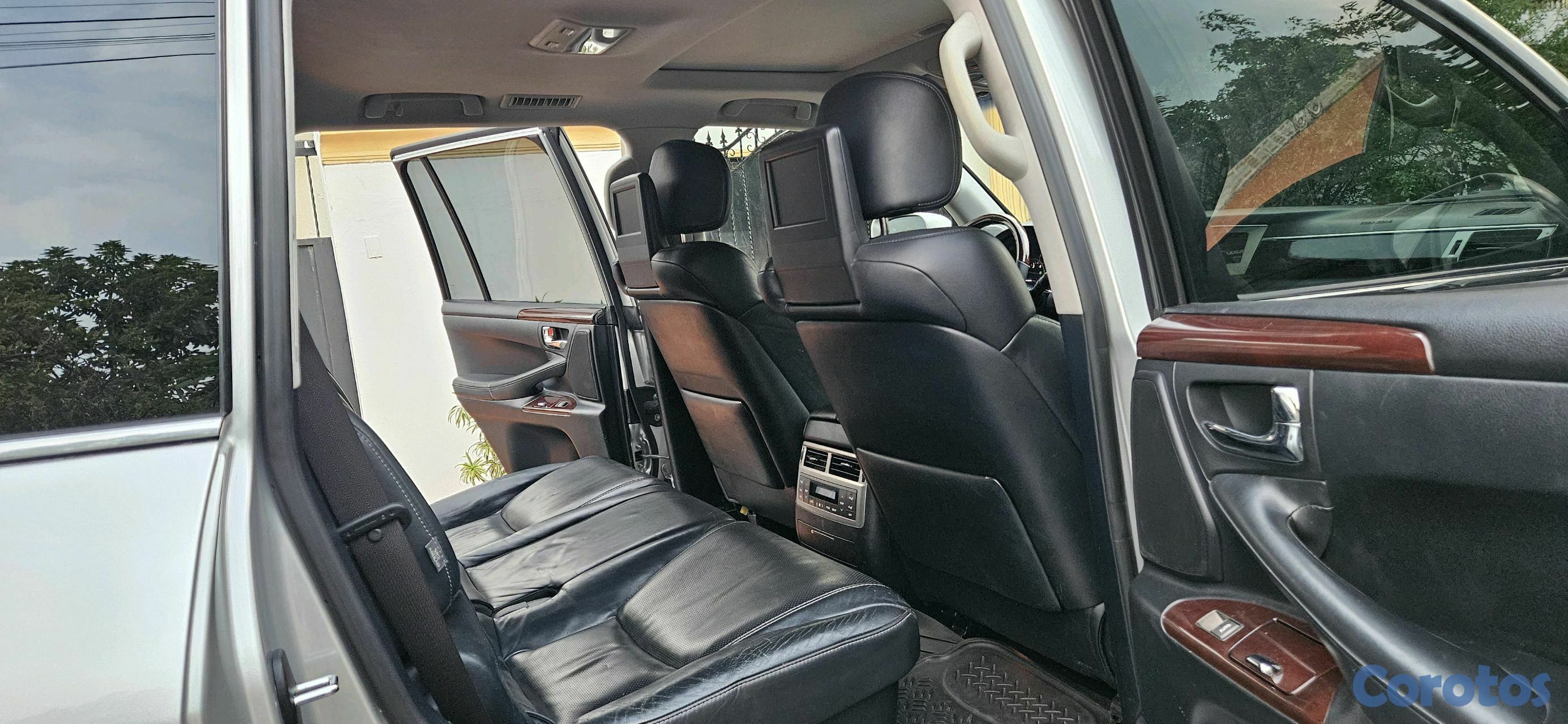 jeepetas y camionetas - lexus lx 570 2013 90,000 millas 7