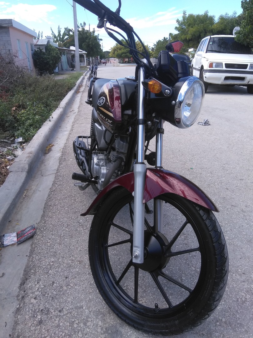 motores y pasolas - Yamaha Crux 2021