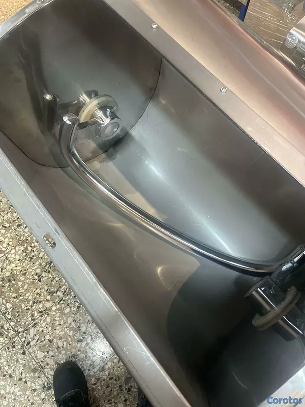 equipos profesionales - Amasadora mezcladora industrial de masa de 120 LB 9