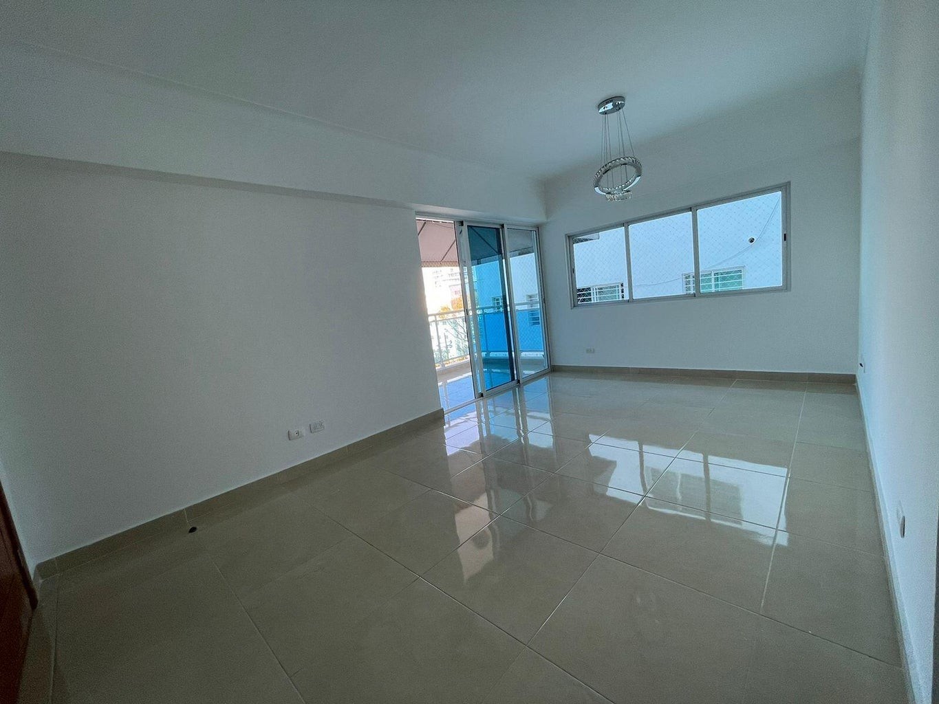 oficinas y locales comerciales - Hermoso apartamento en la mejor zona de renacimiento 4