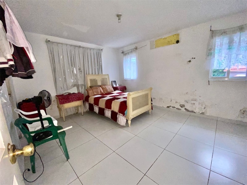 casas - Venta de casa en Arroyo Hondo con 488mts y piscina Distrito Nacional  9