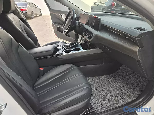 carros - KIA K8 2022 BLANCO GLP 18