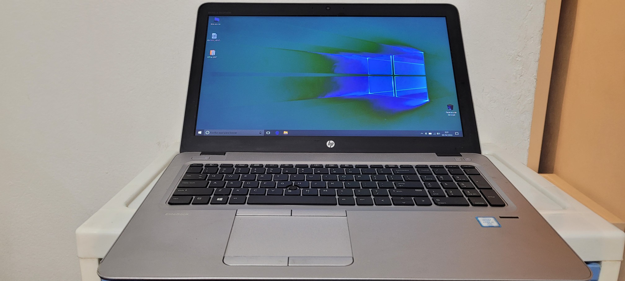 computadoras y laptops - laptop hp Probook 17 Pulg Core i5 6ta Gen Ram 8gb ddr4 Disco 256gb SSD hdmi 0