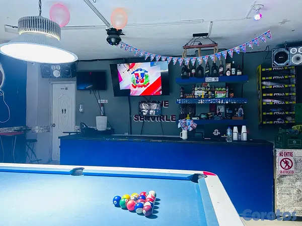 oficinas y locales comerciales - 🎱 SE VENDE BILLAR + BAR + DISCOTECA FUNCIONANDO – Con permisos de horarios  2