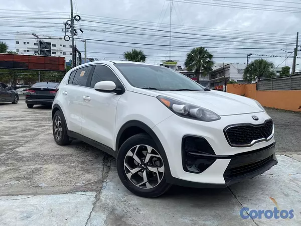 jeepetas y camionetas - Kia Sportage LX 2021 7