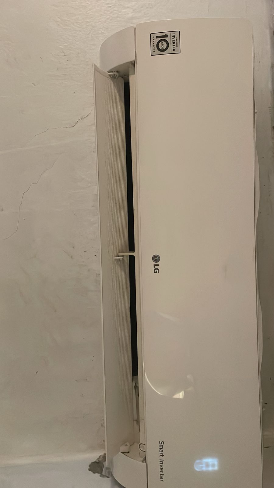 aires acondicionados y abanicos - Vendo aire acondicionado LG Inverter 12 mil BTU 2