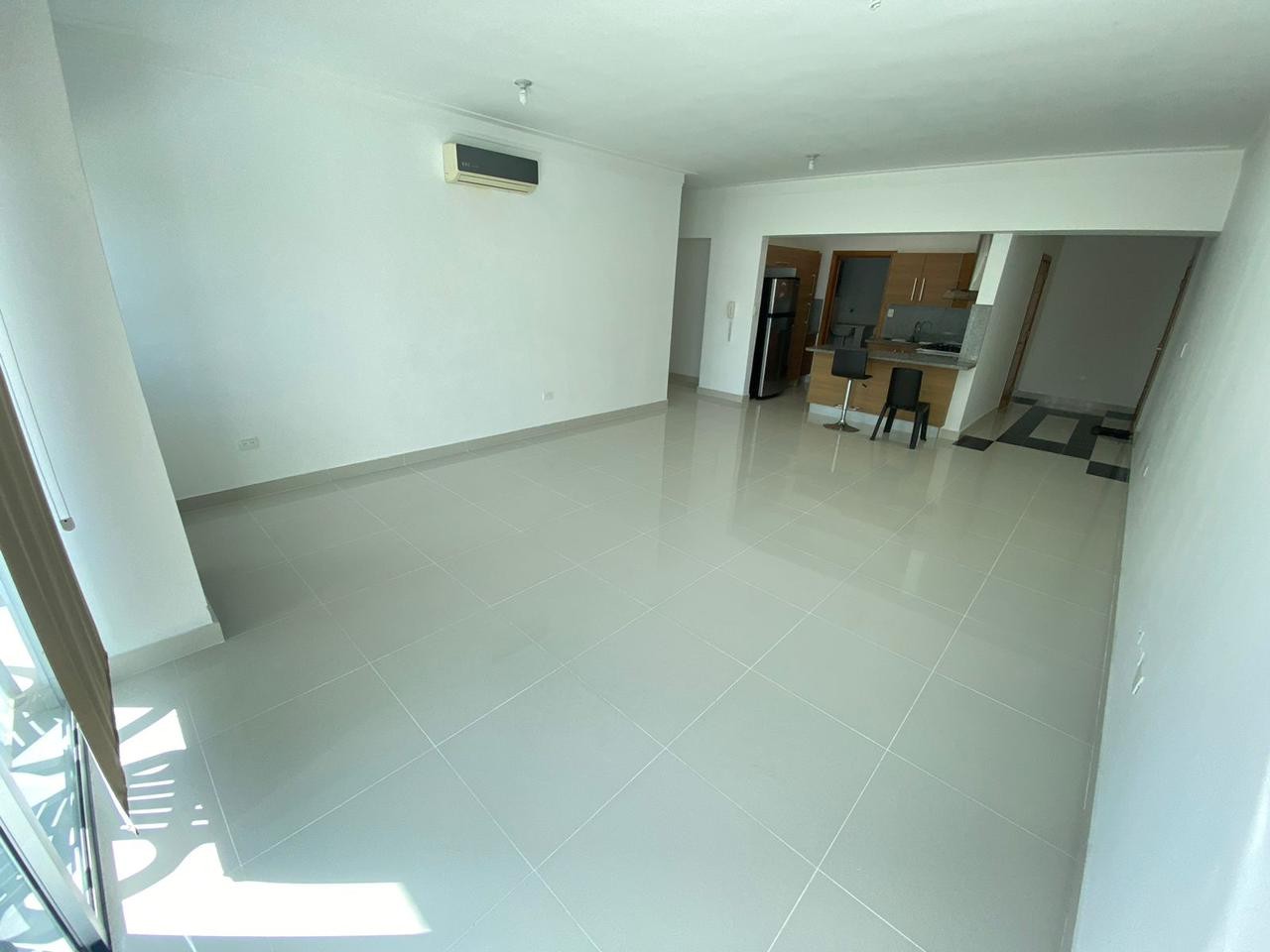 apartamentos - Se vende apartamento en Bella Vista con Linea Blanca 3