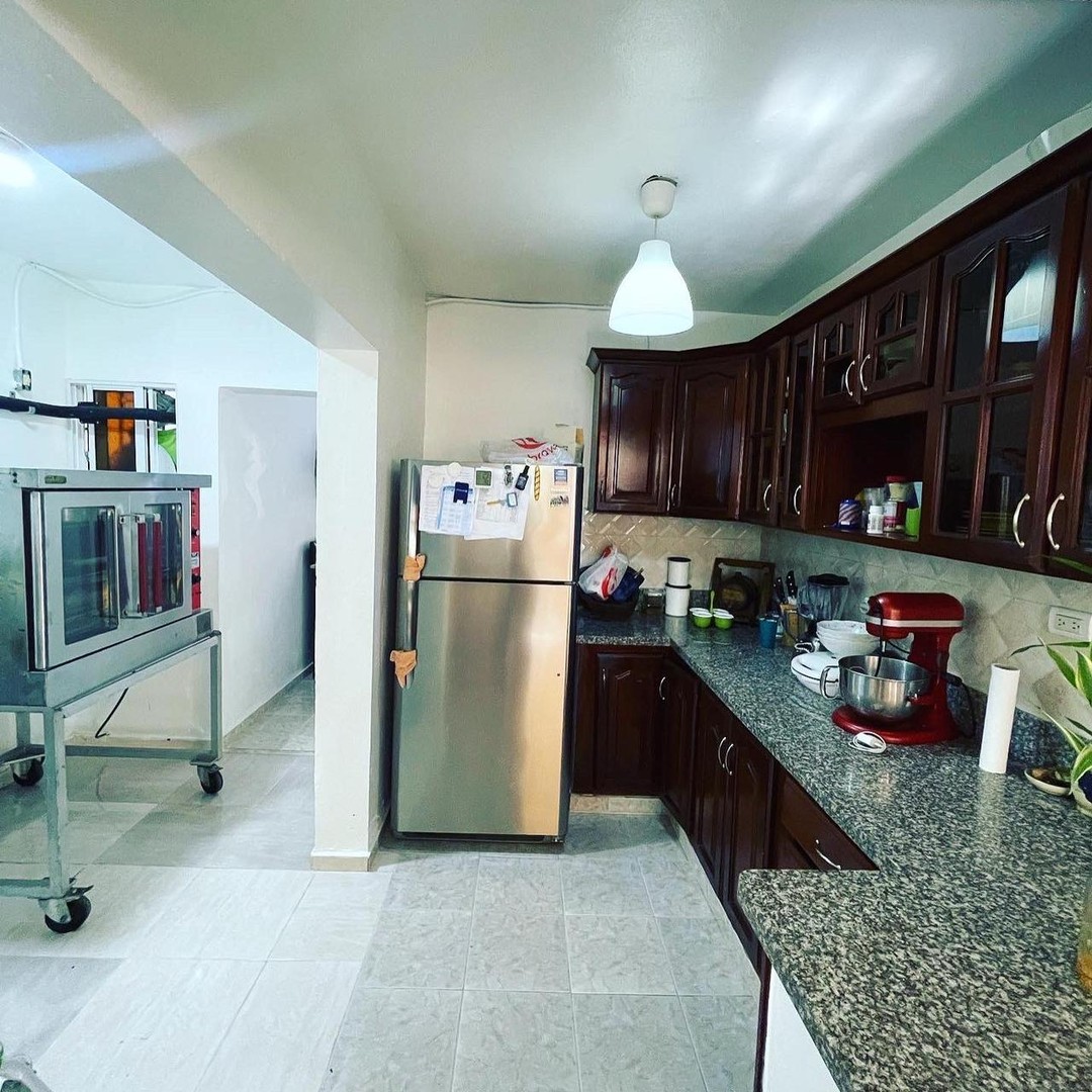 apartamentos - Se vende apartamento en Urb. Atlántida Av. Independencia primer nivel