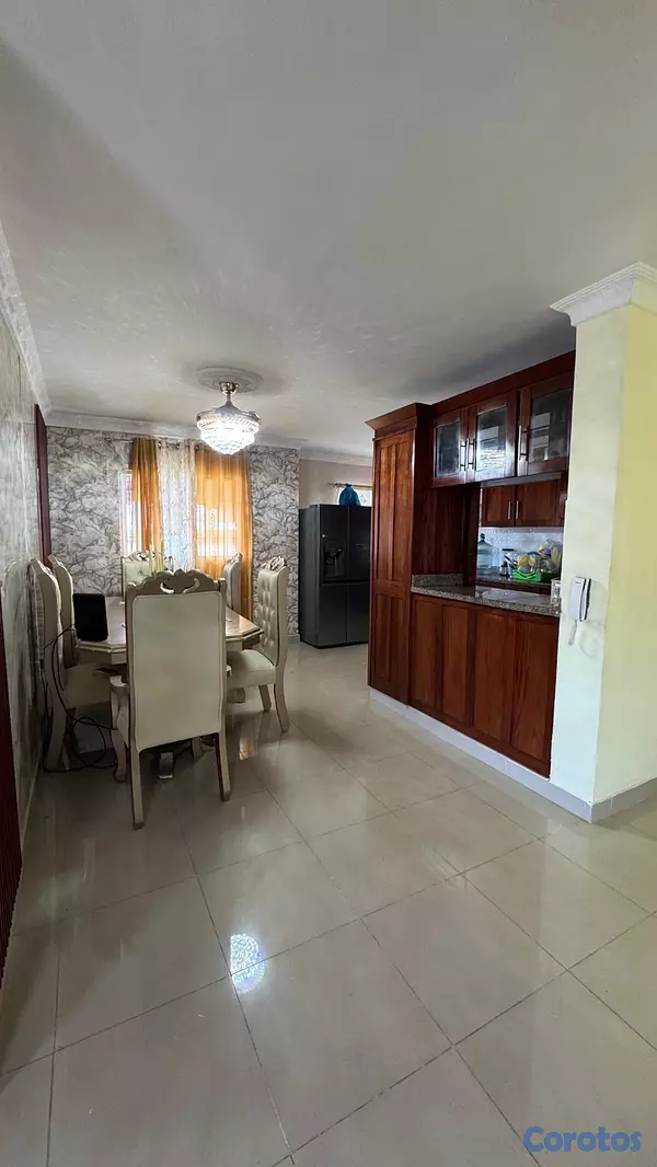 apartamentos - venta de apartamento en el ensanche Ozama 3er piso con 122mts Santo Domingo  5